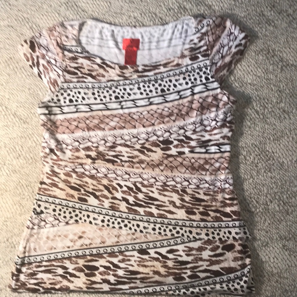 V Christina shirt sz L